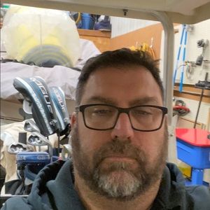 Meet your Posher, Travis